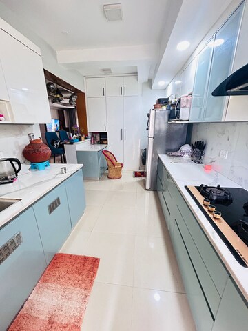 2 BHK Apartment For Rent in Pareena Laxmi Apartments, Sector 99