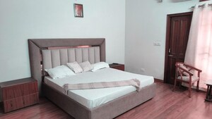 5 BHK Independent House For Sale in Sector 8