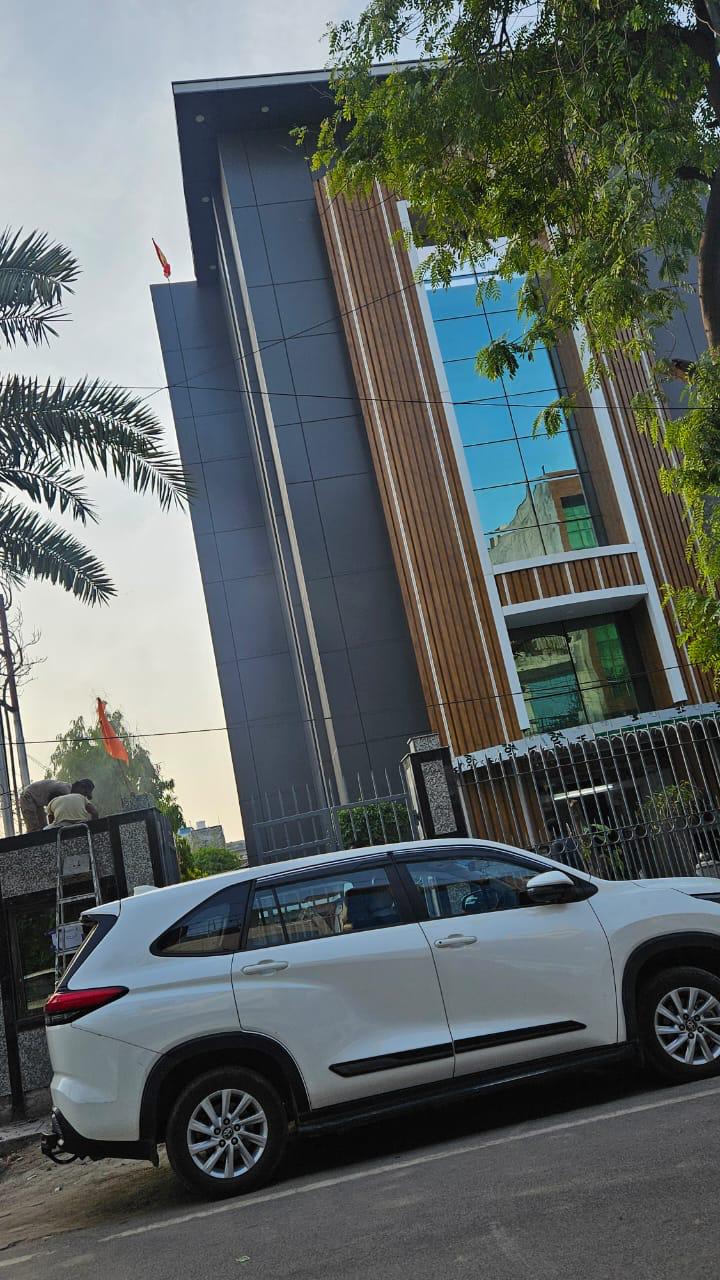 Office Space For Rent in Sector 63