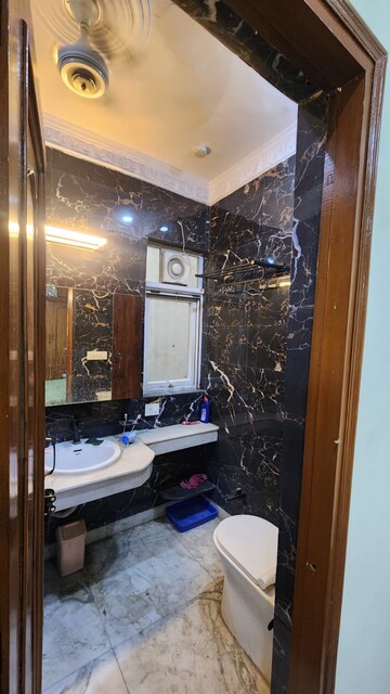 Bathroom in 3 BHK Builder Floor at RWA Apartments Sector 41, Sector 41 – for Rent