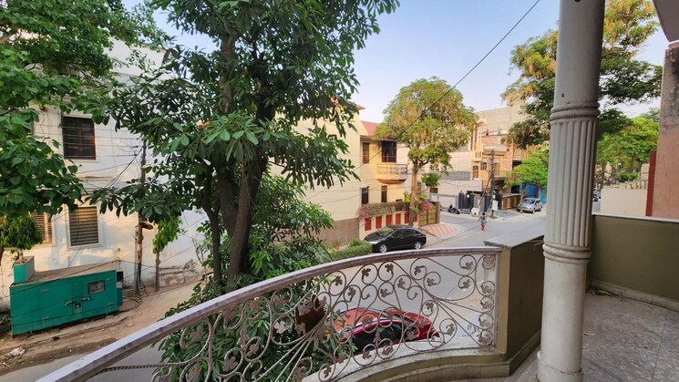 Balcony, rwa-apartments-sector-41 3 Bedroom 1500 Sq.Ft. Builder Floor In Sector 41 Noida 8979352