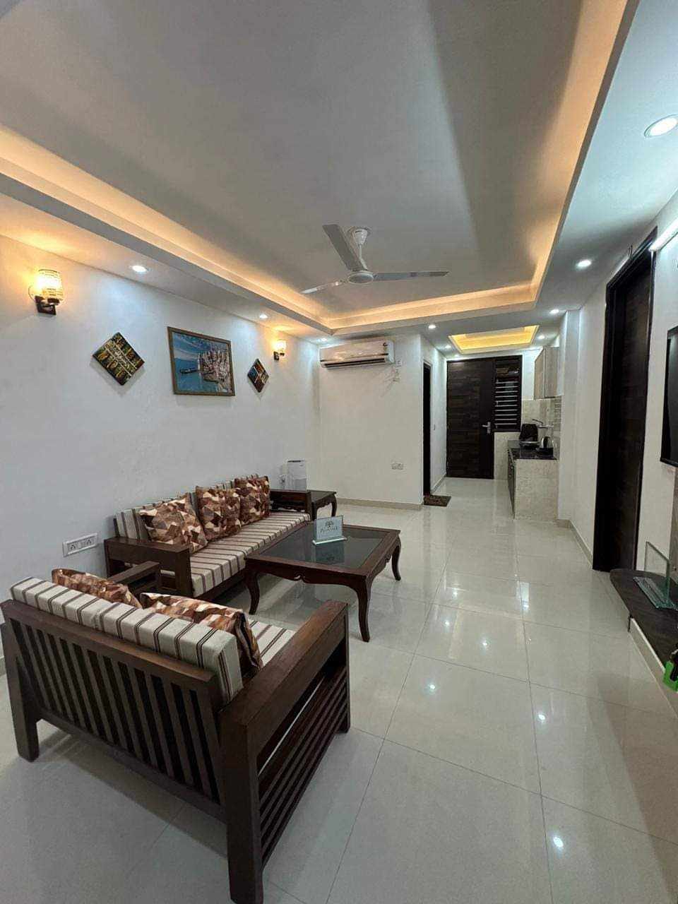 2 BHK 1100 Sq.Ft. Apartment in Prakriti Society