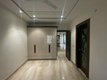 2 BHK Builder Floor For Sale in Janakpuri