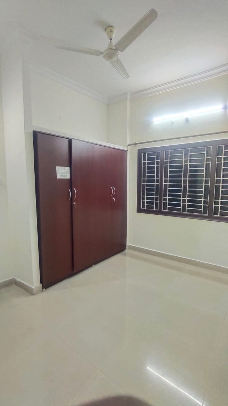 Room, begumpet 2 Bedroom 1000 Sq.Ft. Apartment In Begumpet Hyderabad 8979434