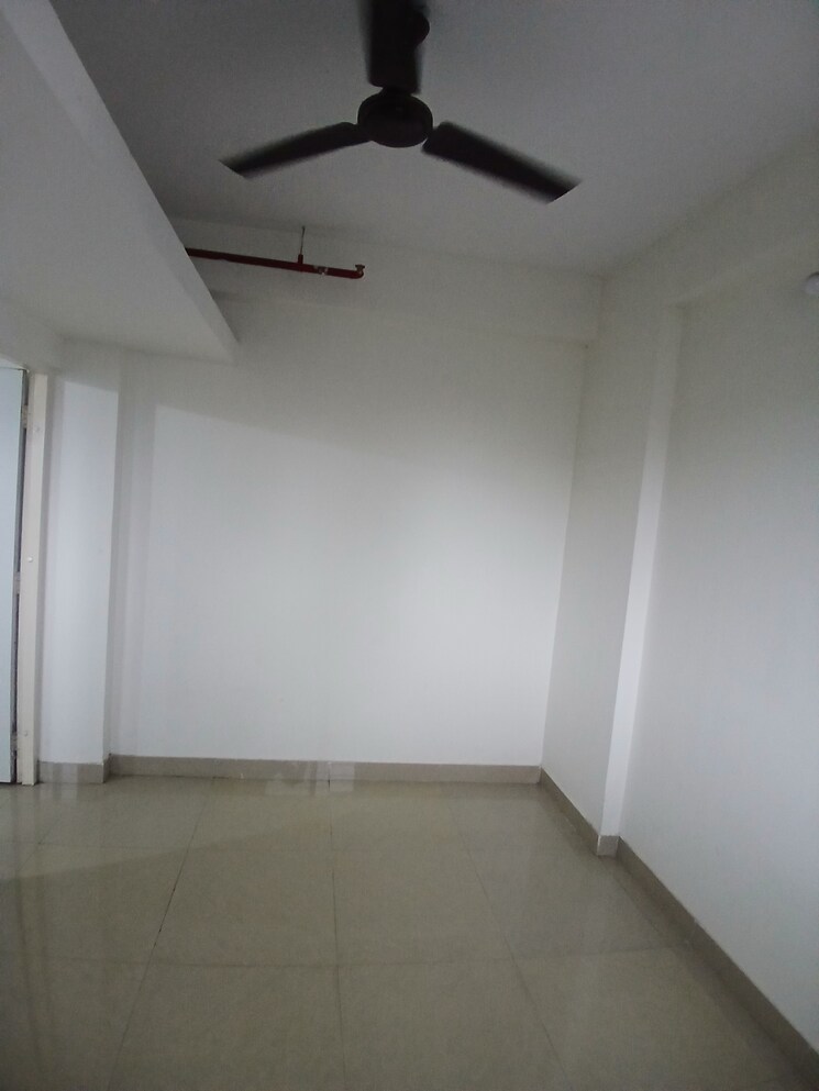 Room, goregaon west 1 Bedroom 420 Sq.Ft. Apartment In Goregaon West Mumbai 8979436