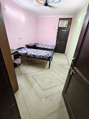 Bedroom in  Pg at Karol Bagh – for Rent