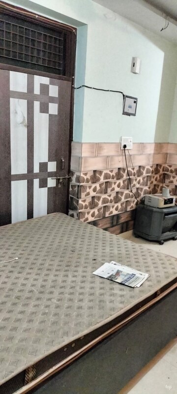 Living Room in 2 BHK Builder Floor at Krishna Tower Noida, Sector 73 – for Sale