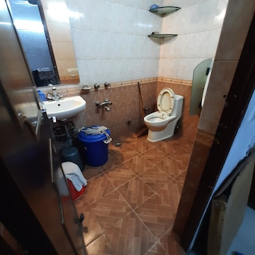 Furnished Amenities in  Office Space at Lajpat Nagar ii – for Rent