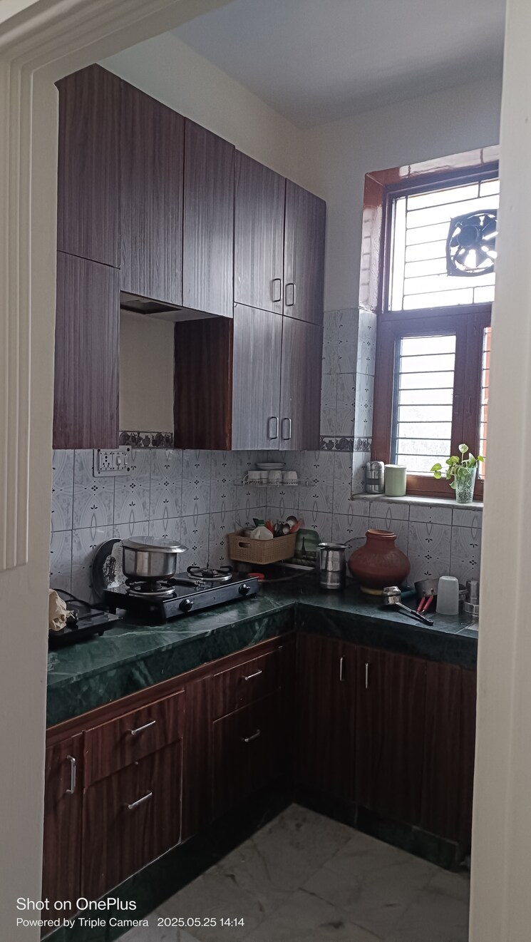 Kitchen, ashoka enclave 1.5 Bedroom 750 Sq.Ft. Builder Floor In Ashoka Enclave Faridabad 8979511