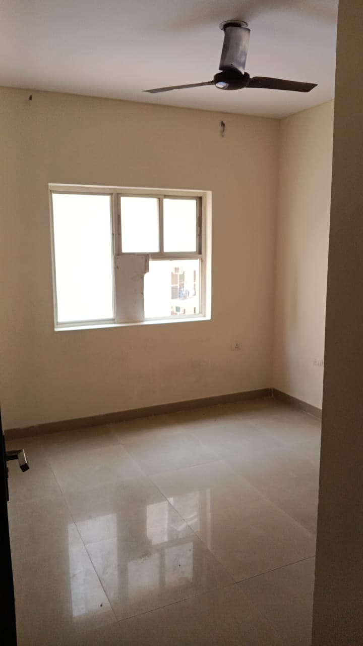 3 BHK + Pooja Room,Servant Room,Study Room,Extra Room Builder Floor For Rent in Vatika INXT Emilia floors