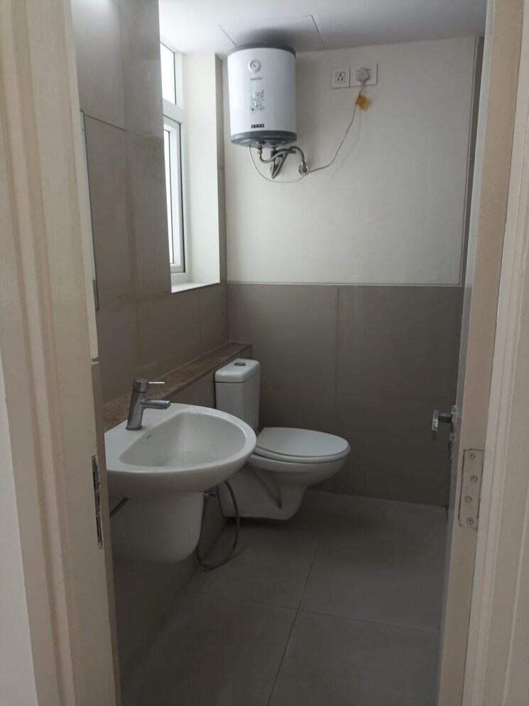 Bathroom, ss-linden 3.5 Bedroom 2250 Sq.Ft. Apartment In Sector 84 Gurgaon 8979550