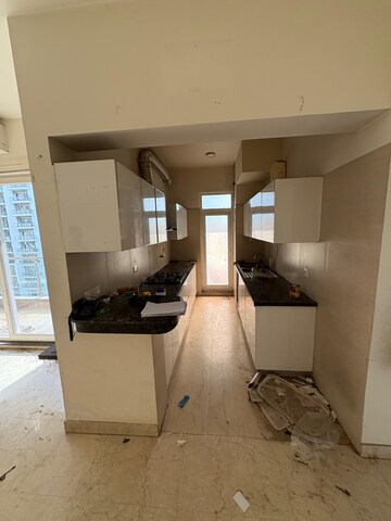 Building Lobby in 3 BHK Builder Floor at Vatika Lifestyle Homes, Sector 83 – for Rent