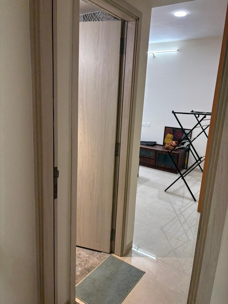 Room, gee-cee-proximus 3 Bedroom 1011 Sq.Ft. Apartment In Chembur Mumbai 8979571