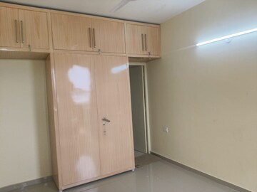 Room in 2 BHK Apartment at Signature Global Proxima, Sector 89 – for Rent