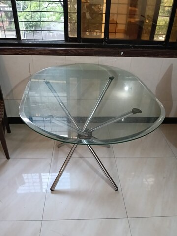 Furnished Amenities in 2 BHK Apartment at Madhugiri Chs, Chembur – for Rent