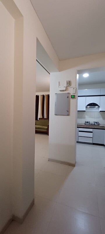 Room in 3.5 BHK Apartment at SS The Leaf, Sector 85 – for Rent