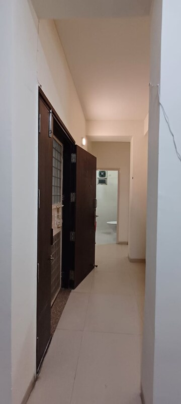 Building Lobby in 3.5 BHK Apartment at SS The Leaf, Sector 85 – for Rent