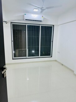 2 BHK Apartment For Sale in Om Sai Chembur Nandadeep CHS