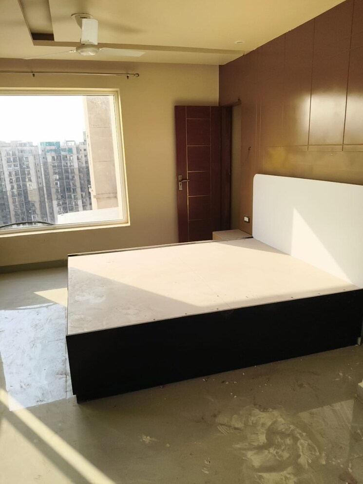 Bedroom, logix-blossom-county 5 Bedroom 5500 Sq.Ft. Penthouse In Sector 137 Noida 8979622
