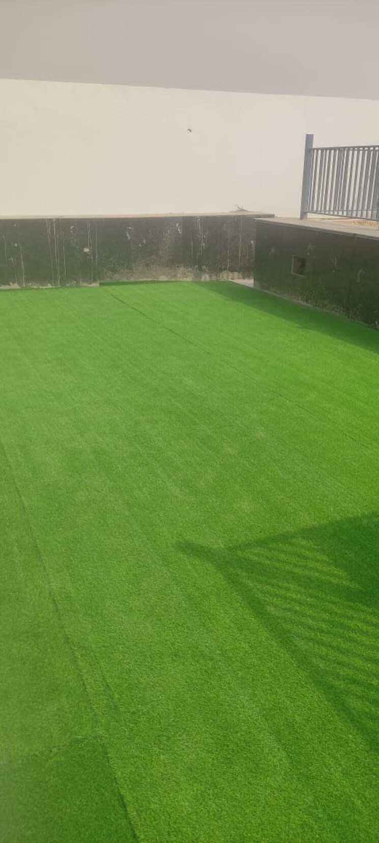 Garden, logix-blossom-county 5 Bedroom 5500 Sq.Ft. Penthouse In Sector 137 Noida 8979622