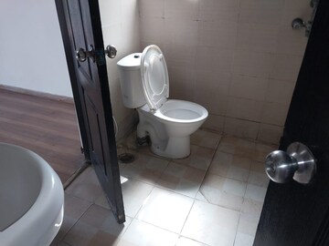 Bathroom in 2.5 BHK Apartment at Logix Blossom County, Sector 137 – for Rent