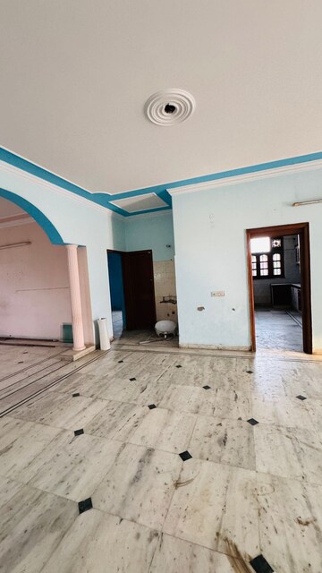 Building Lobby in 6+ BHK Villa at Sector 21b – for Rent