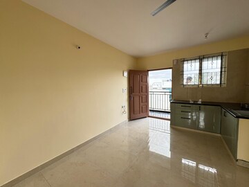 Room in 1 BHK Builder Floor at Koramangala – for Rent