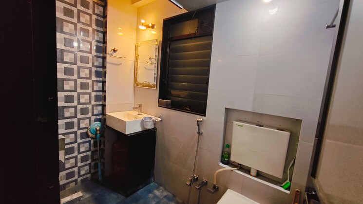 Bathroom, lodha-paradise 1 Bedroom 450 Sq.Ft. Apartment In Majiwada Thane 8979673