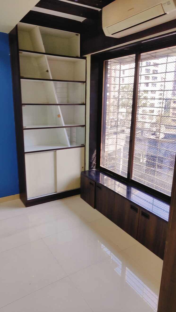 Room, lodha-paradise 1 Bedroom 450 Sq.Ft. Apartment In Majiwada Thane 8979673