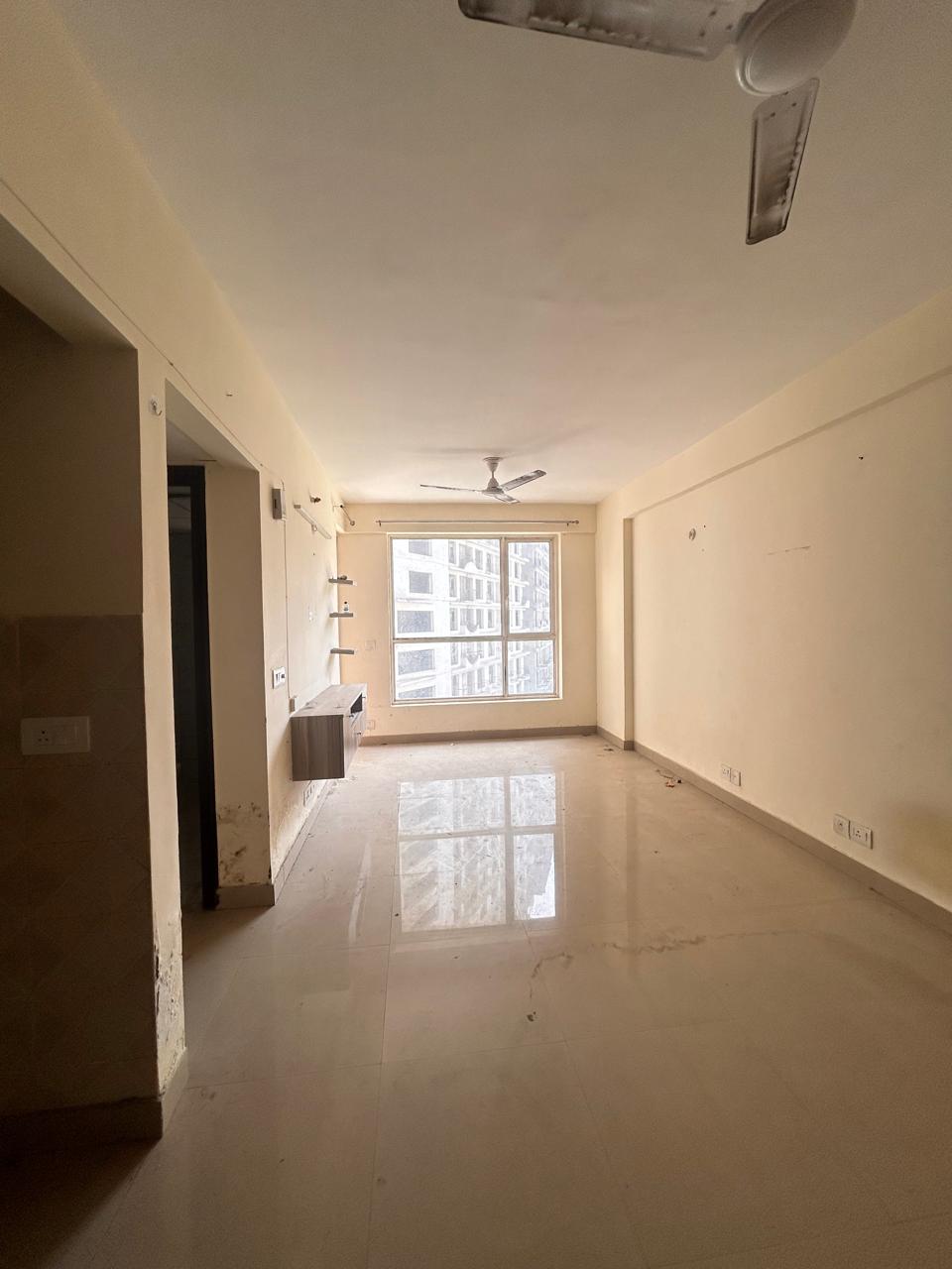 3 BHK + Pooja Room Apartment For Rent in Logix Blossom County