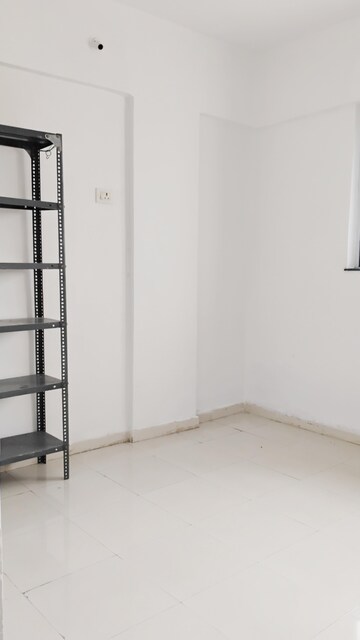 Room in 2 BHK Apartment at Golden Palms Apartment, Sainath Nagar – for Rent