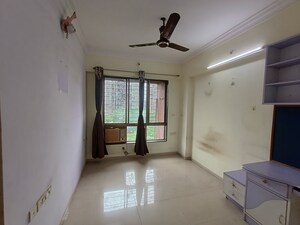 Room in 3 BHK Apartment at Neelsiddhi Residency, Sector 11 Kopar Khairane – for Sale