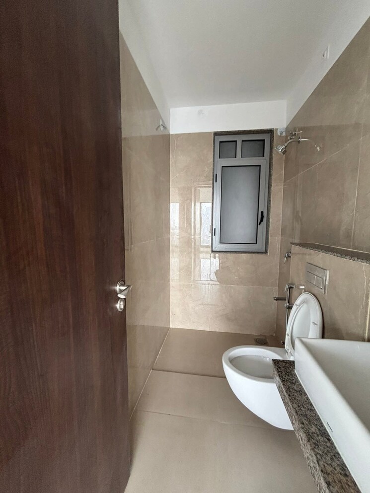 Bathroom, sunteck-city-avenue-4 2 Bedroom 644 Sq.Ft. Apartment In Goregaon West Mumbai 8979760