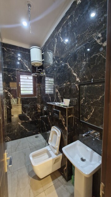 Bathroom in 2 BHK Builder Floor at Aerocity – for Rent