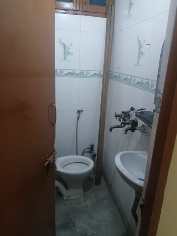 Bathroom in 1.5 BHK Independent House at Sector 19 – for Rent