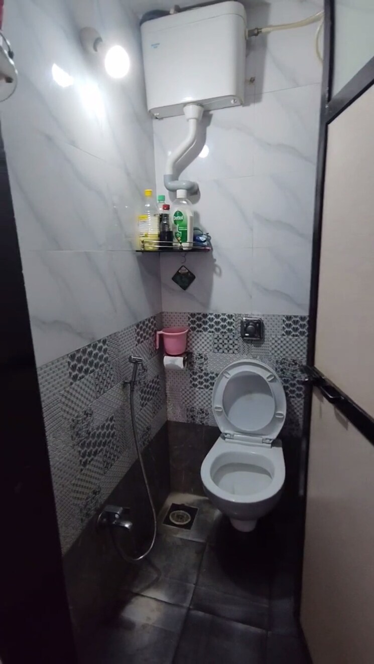 Bathroom, millennium-tower 1 Bedroom 550 Sq.Ft. Apartment In Kandivali East Mumbai 8979823
