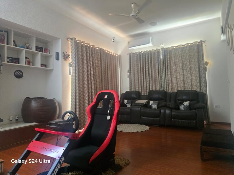  Parking, sterling-villa-grande 4 Bedroom 3500 Sq.Ft. Villa In Whitefield Bangalore 8979830