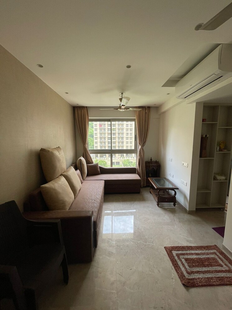 Living Room, hiranandani-regent-hill 1 Bedroom 456 Sq.Ft. Apartment In Powai Mumbai 8979844
