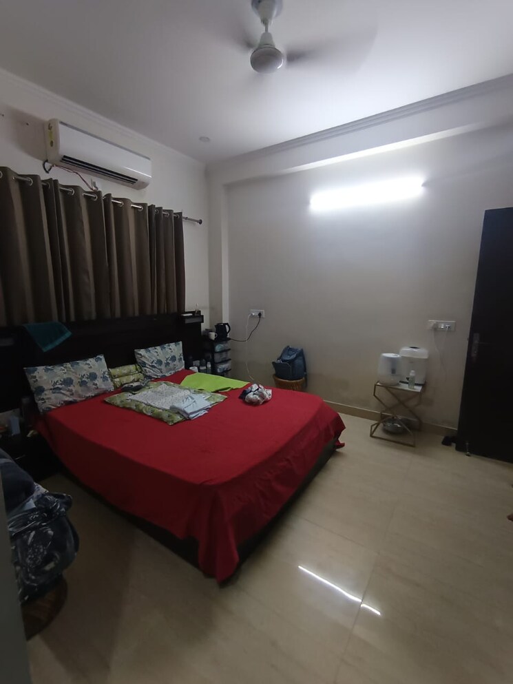 Bedroom, sector 45 3 Bedroom 1800 Sq.Ft. Builder Floor In Sector 45 Gurgaon 8979877