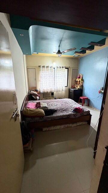 Bedroom in 3 BHK Apartment at Sanghvi Ganraj Residency, Tingre Nagar – for Rent