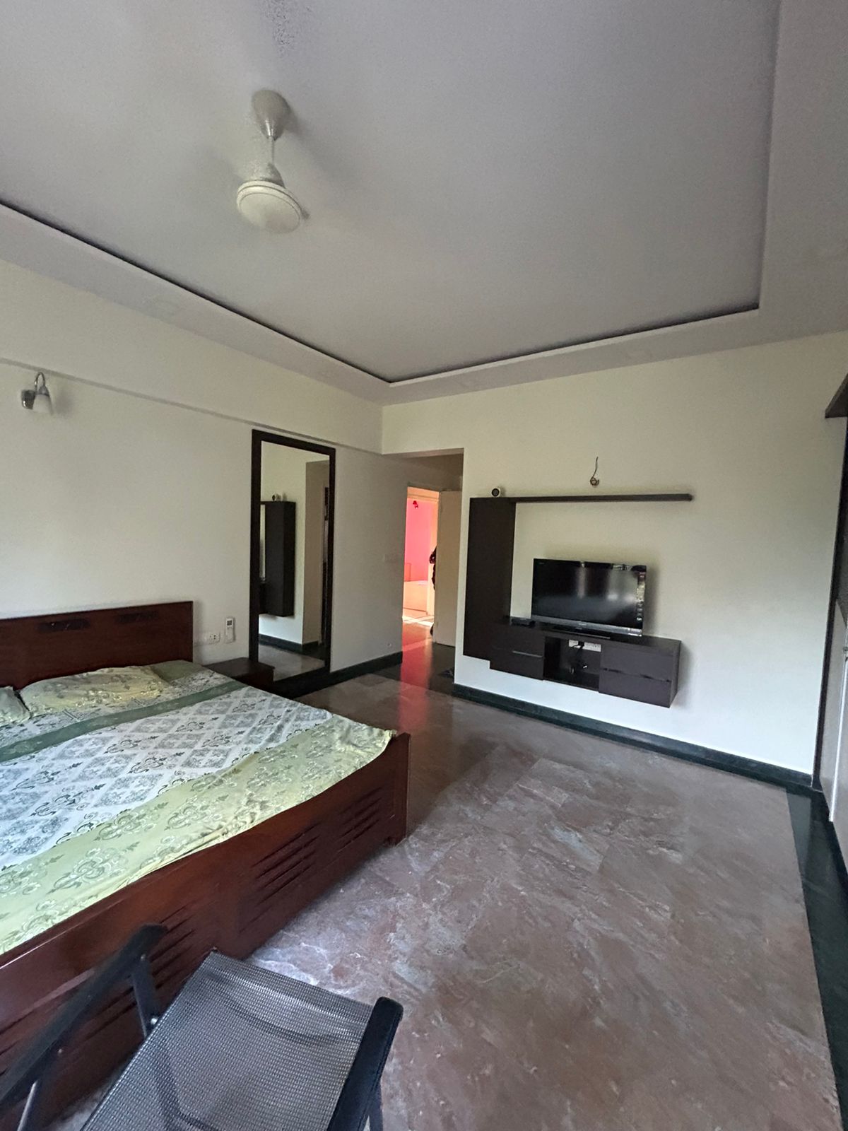 3 BHK + Pooja Room Apartment For Rent in Hiranandani Estate