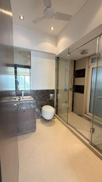 Bathroom in 4 BHK Apartment at Kalpataru Solitaire, Juhu – for Sale