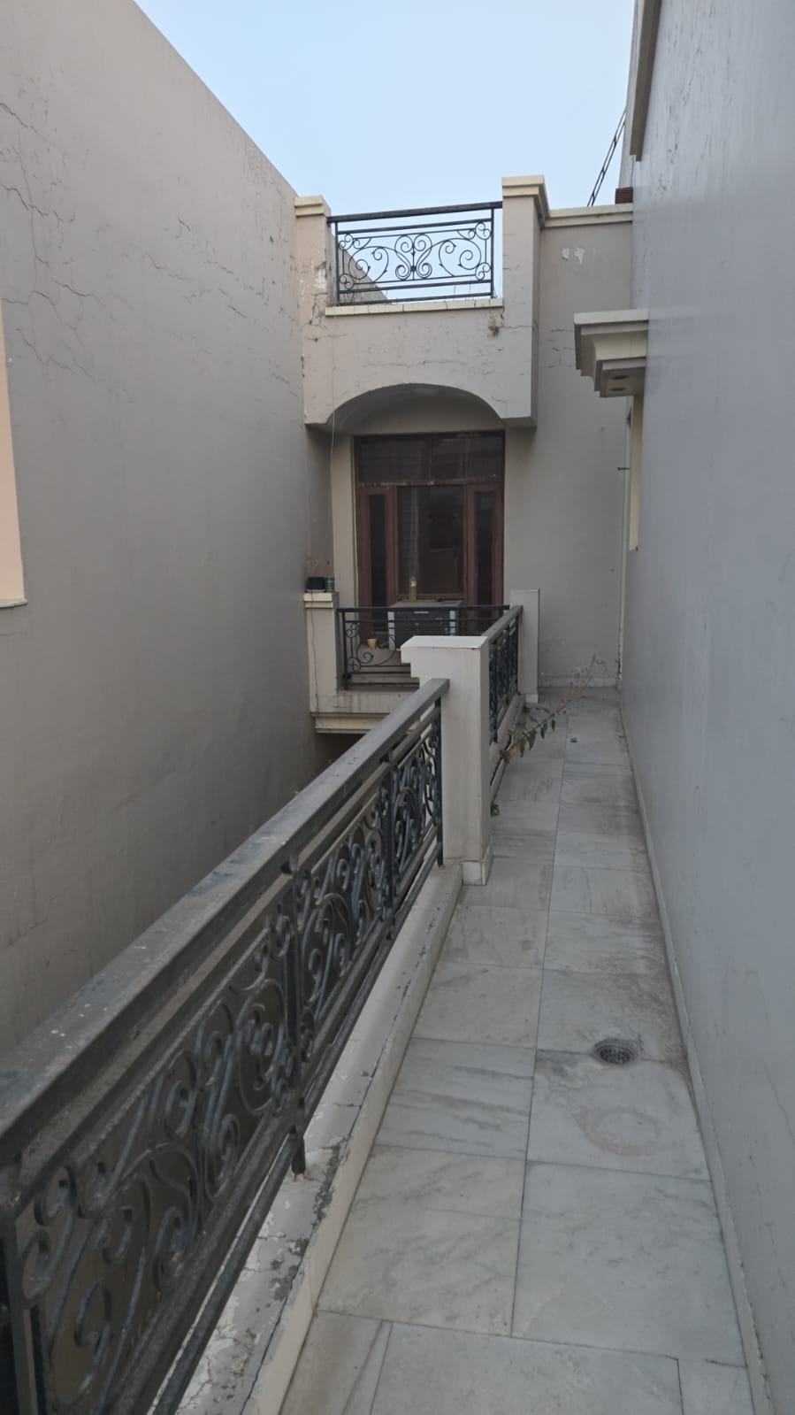 6+ BHK + Pooja Room,Servant Room,Study Room,Extra Room Independent House For Sale in Sector 15