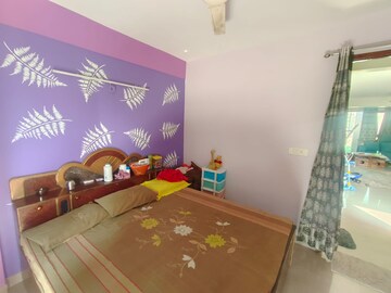 Room in 3 BHK Apartment at Milakpur Goojar – for Rent