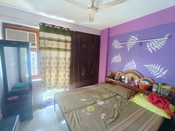 Bedroom in 3 BHK Apartment at Milakpur Goojar – for Rent