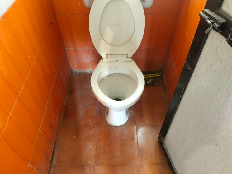 Bathroom, sai-baba-vihar-complex 1 Bedroom 400 Sq.Ft. Apartment In Ghodbunder Road Thane 8979965