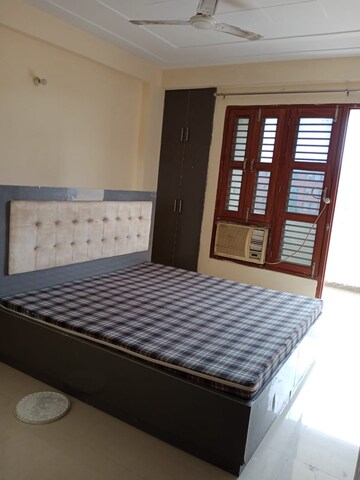 Bedroom in 2 BHK Builder Floor at Sector 57 – for Rent