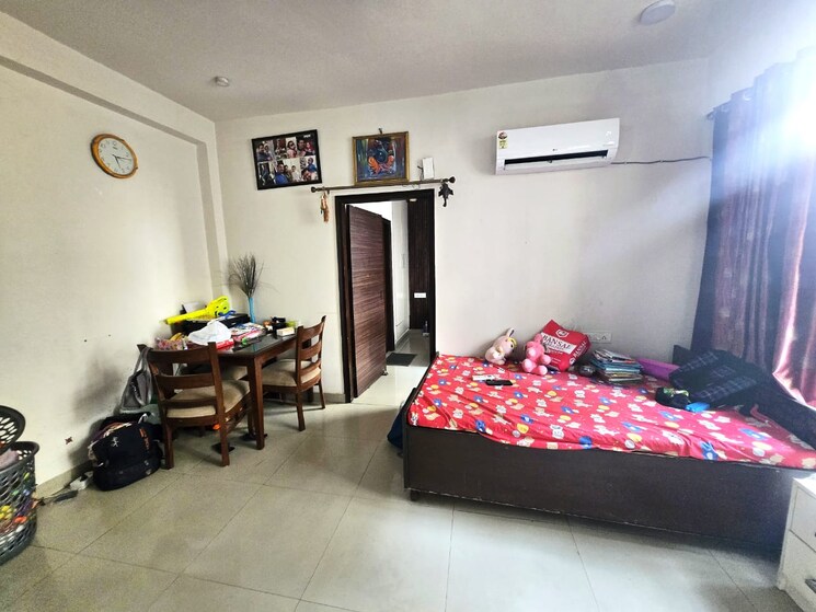 Master Bedroom, pir machalla 1 Bedroom 745 Sq.Ft. Apartment In Pir Machalla Zirakpur 8979980