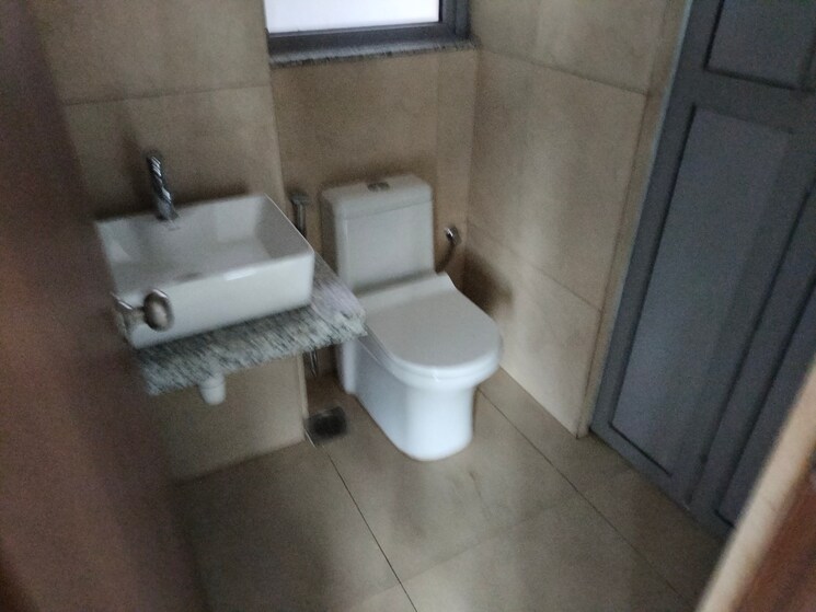 Bathroom, kalpataru-immensa 1 Bedroom 430 Sq.Ft. Apartment In Kolshet Road Thane 8979995