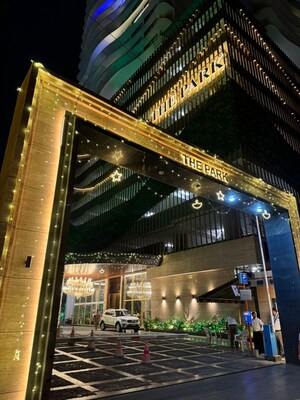 6 BHK Apartment For Sale in The Park Residency Andheri, Andheri West